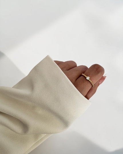 Twist Solitaire Ring