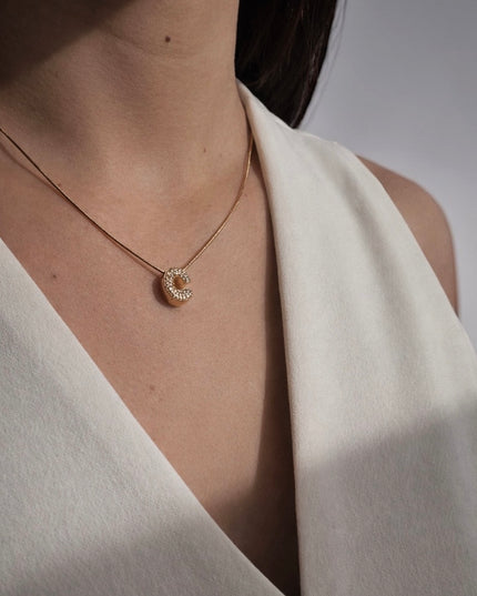 Initial Pavé Halskette - Gold