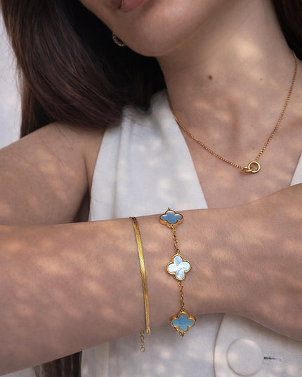 Clover Sky Armband