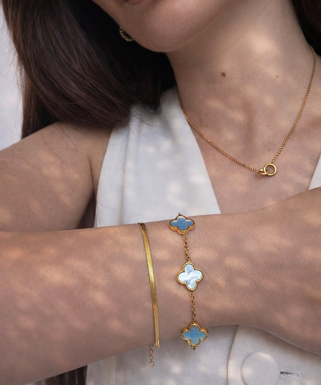 Clover Sky Armband
