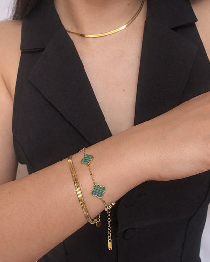 Sleek Armband