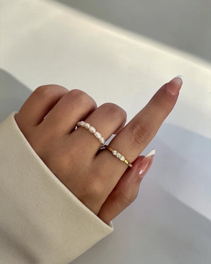 Luxe Three Point Ring
