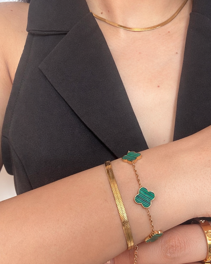 Sleek Armband