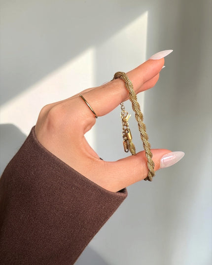 Sleek Woven Armband