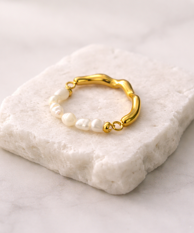 Wave Pearl Ring