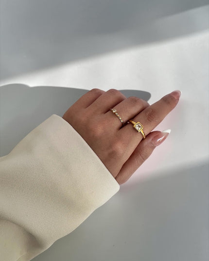 Elara Frame Ring