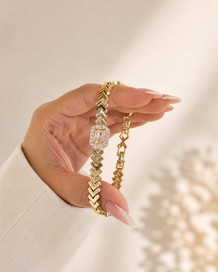 Line Golden Arrow Armband