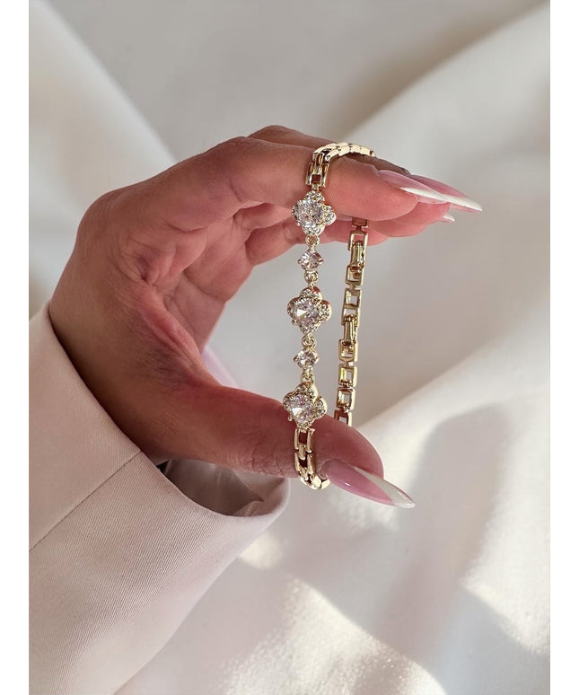 Shiny Clover Armband