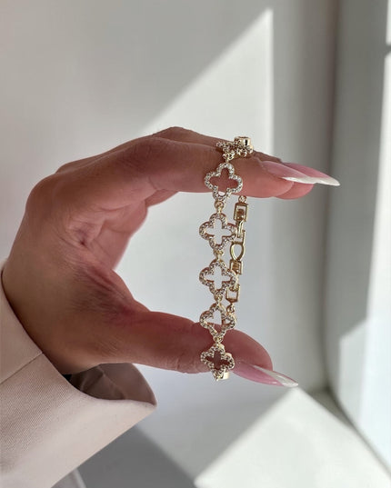 Clover Outline Armband