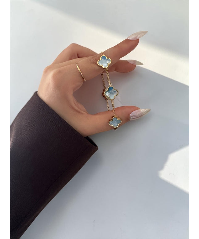 Clover Sky Armband