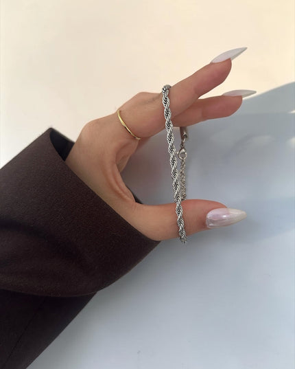 Twisted Armband