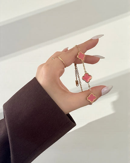 Pink Clover Armband