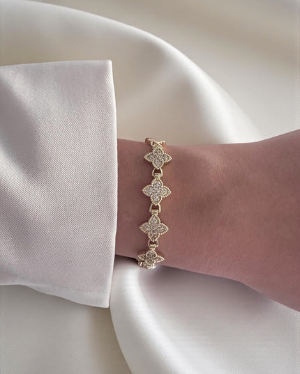 Brilliant Clover Armband