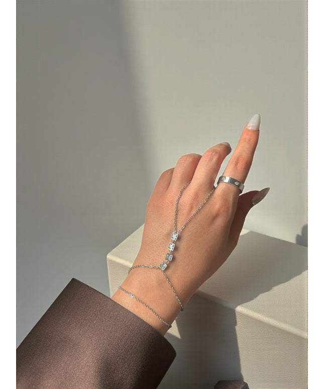 Vipera Solitaire (Kopie) Handkette
